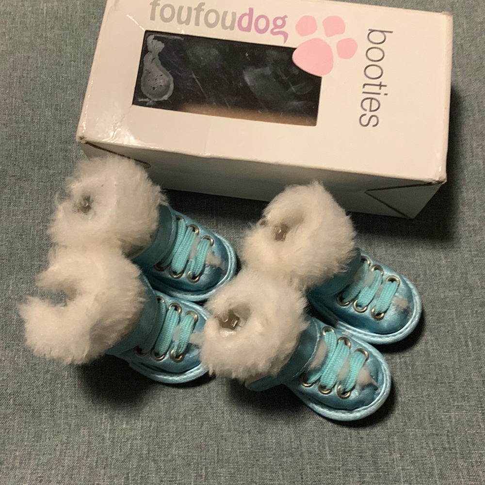 Foufoudog Booties in Shiny Ice Blue